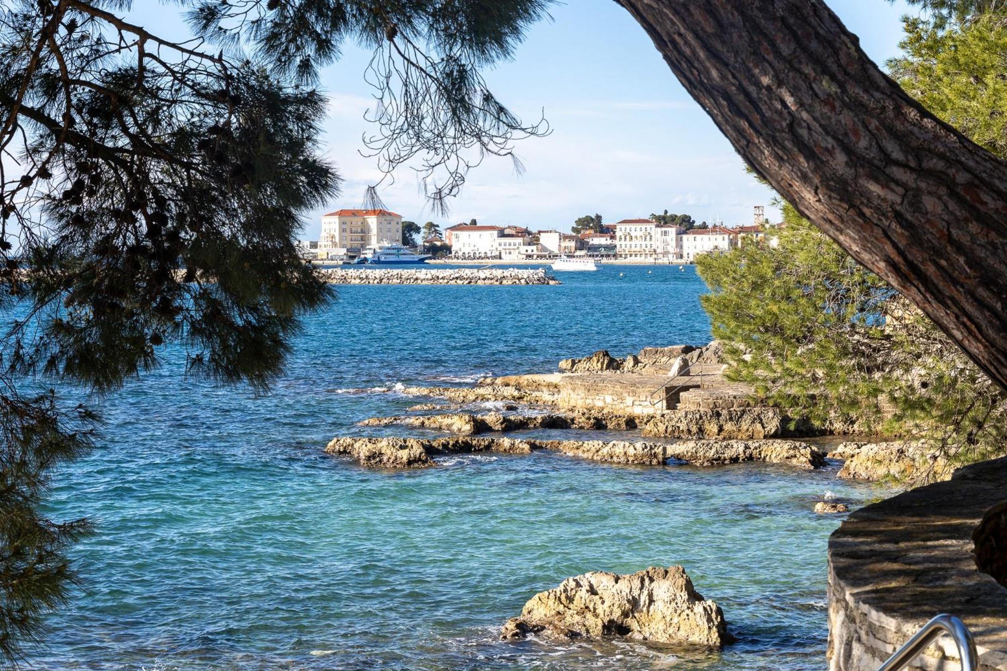Apartment Center Azura Vista Porec